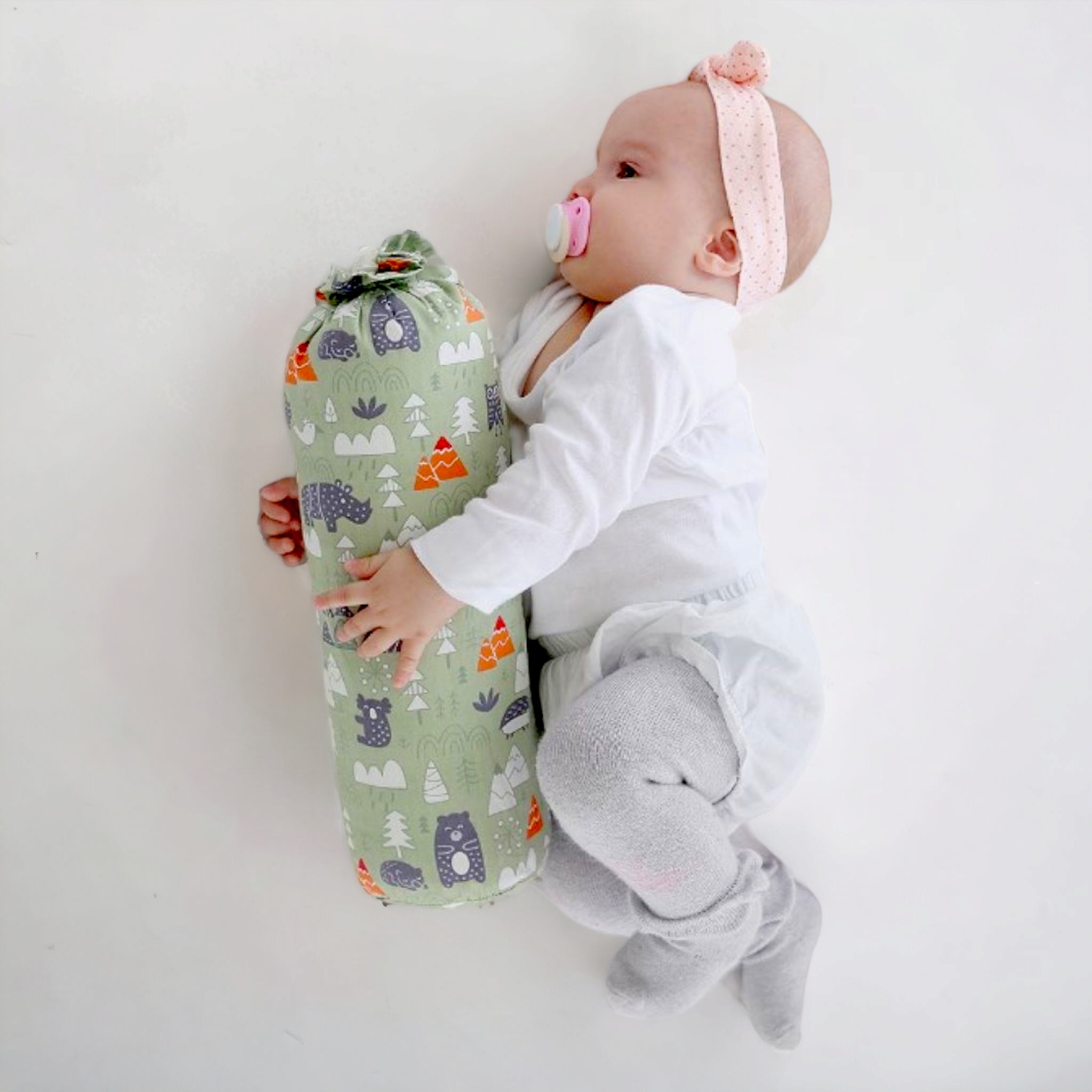 Newborn Soothing Pillow / Bolster